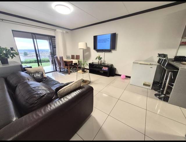 2 BEDROOM PROPERTY TO RENT IN BLUE HILLS